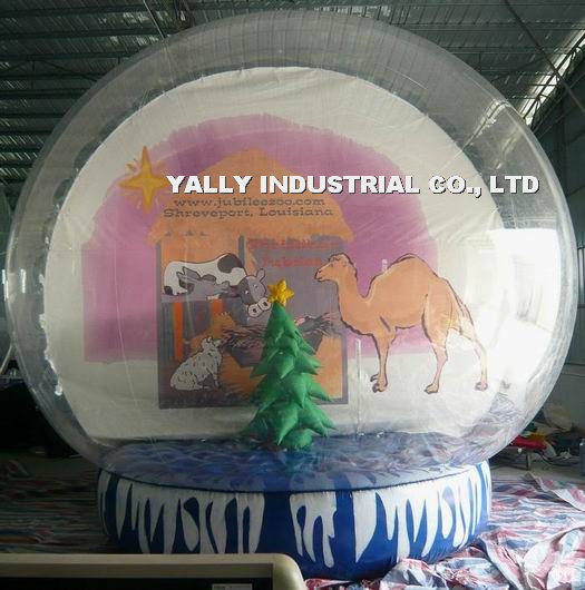 inflatable snow globe with Christmas tree decoration