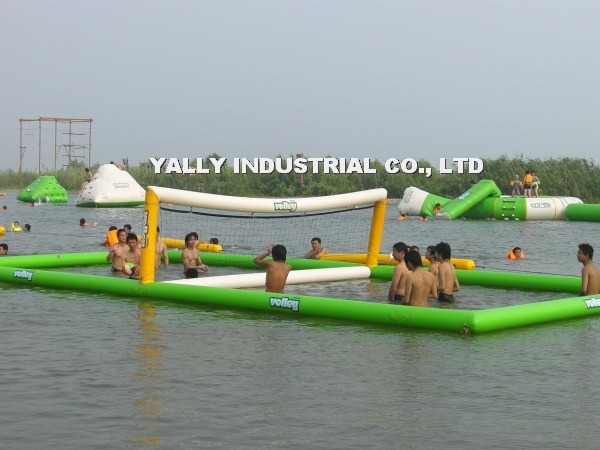 interactive water floating volleyball court for amusement