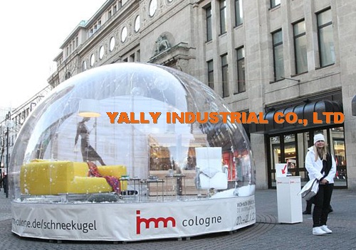 portable meeting room with clear inflatable bubble dome shape