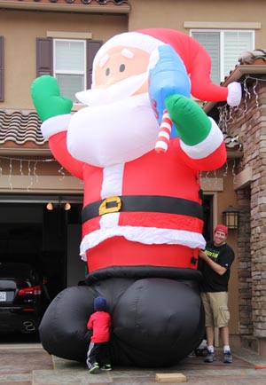 Giant Xmas Santa inflatable outdoor