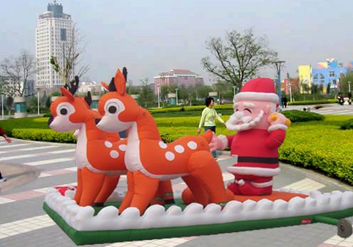 Christmas inflatable santa with sleigh
