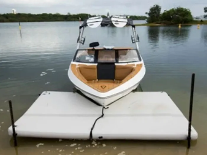 Customized inflatable floating platform air craft pontoon dock